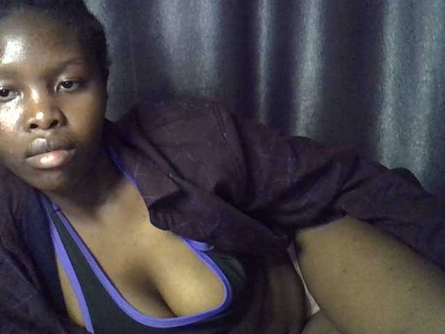Comfort2a live cam on BongaCams