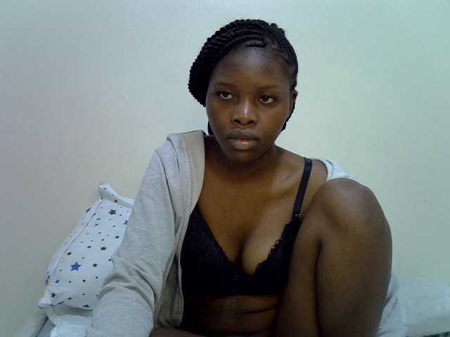 Comfort2a live cam on BongaCams