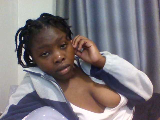 Comfort2a live cam on BongaCams