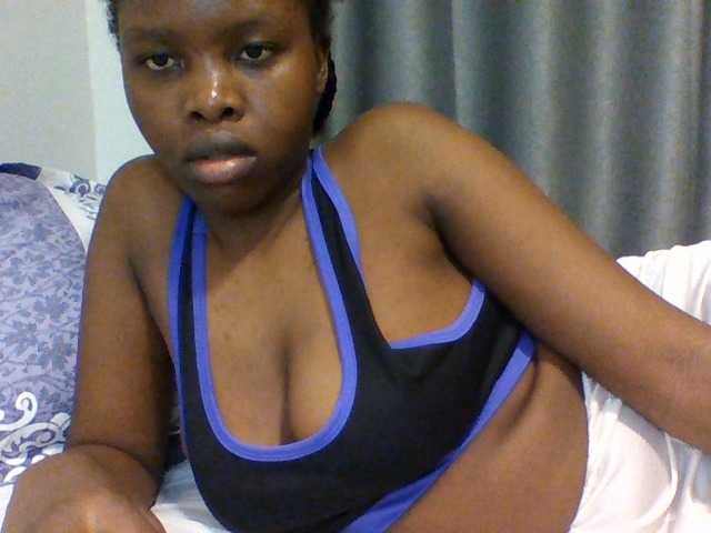 Comfort2a live cam on BongaCams
