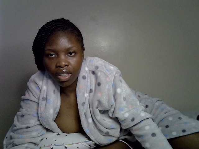 Comfort2a live cam on BongaCams