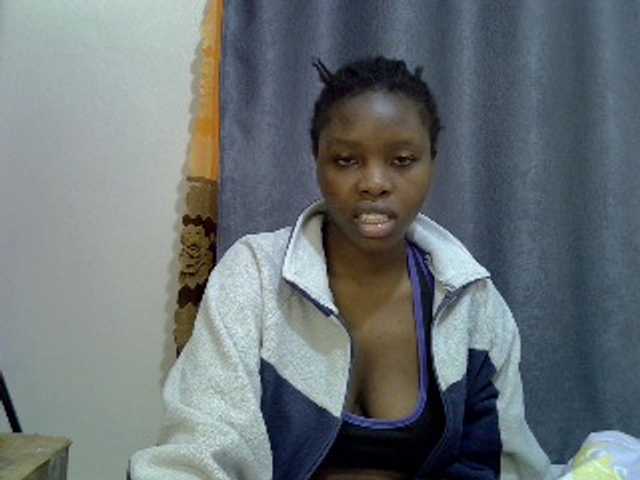 Comfort2a live cam on BongaCams