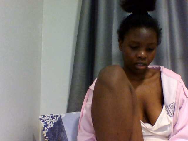 Comfort2a live cam on BongaCams