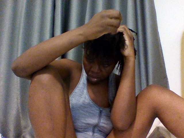 Comfort2a, en vivo ahora en BongaCams