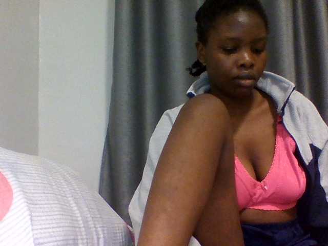 Comfort2a live cam on BongaCams