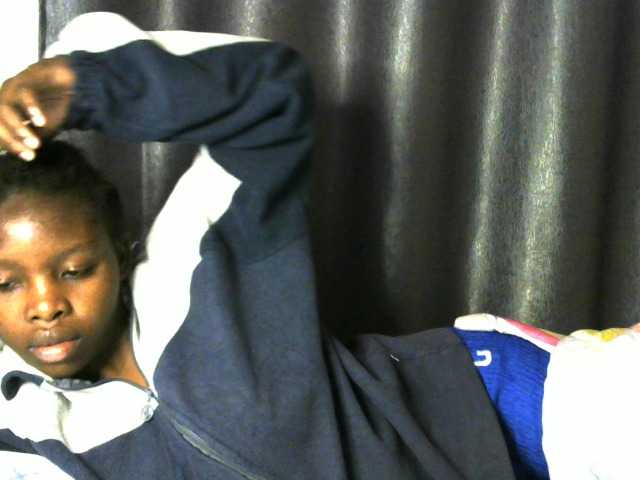 Comfort2a live cam on BongaCams