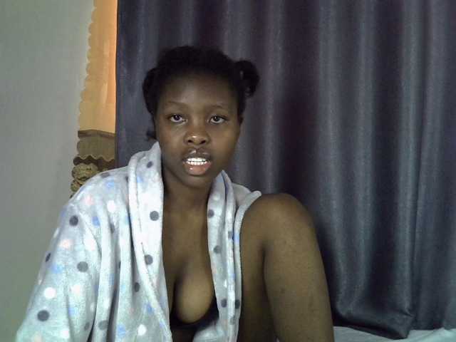 Comfort2a live cam on BongaCams
