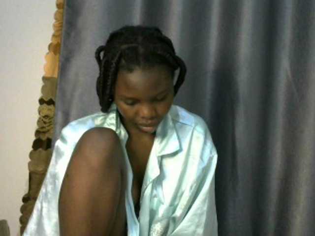 Comfort2a live cam on BongaCams