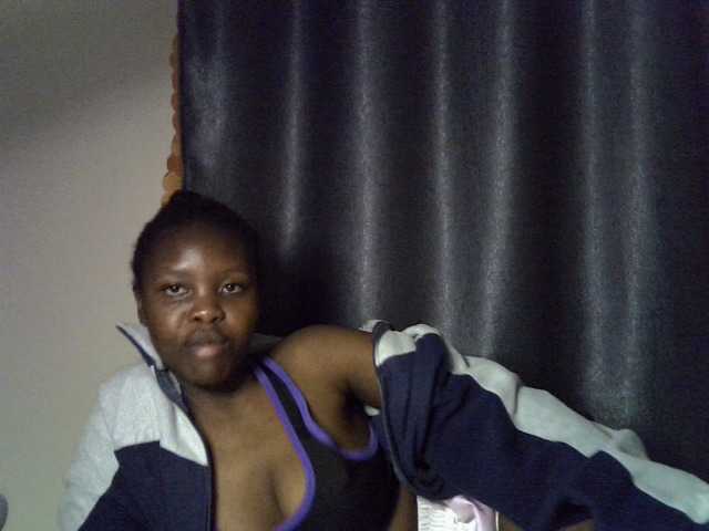 Comfort2a live cam on BongaCams
