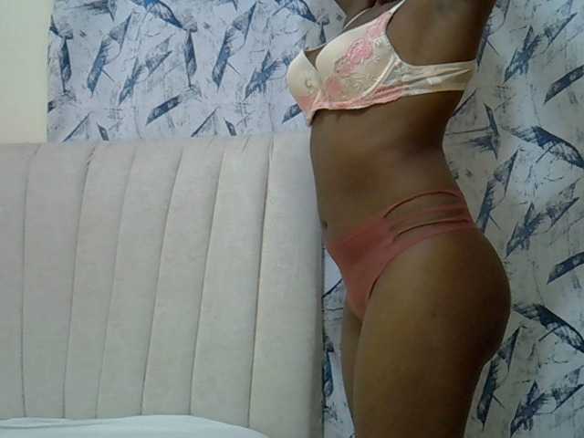 Comfort2a live cam on BongaCams