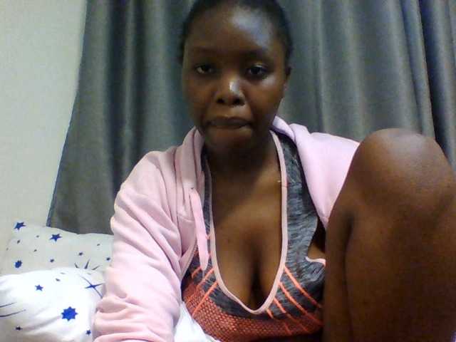 Comfort2a live cam on BongaCams