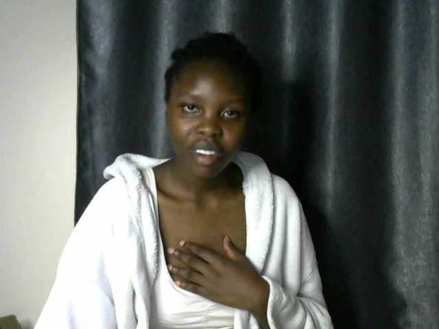 Comfort2a live cam on BongaCams