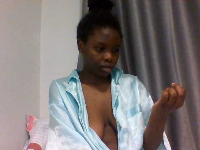 Comfort2a live cam on BongaCams