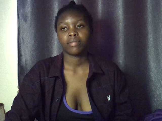 Comfort2a live cam on BongaCams