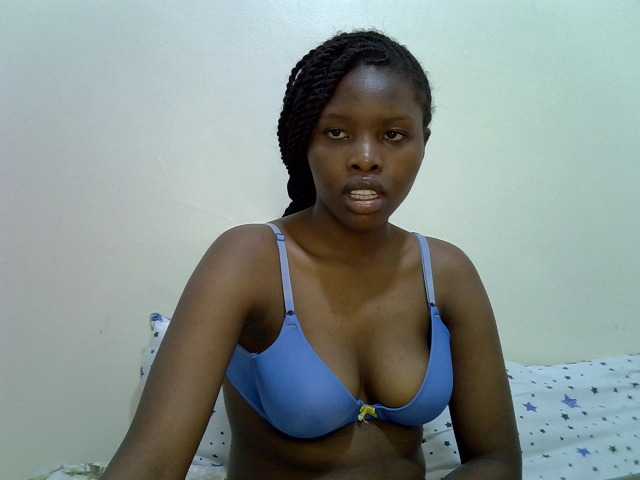 Comfort2a live cam on BongaCams
