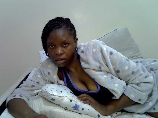 Comfort2a live cam on BongaCams