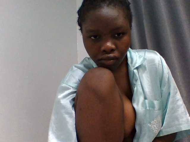 Comfort2a live cam on BongaCams