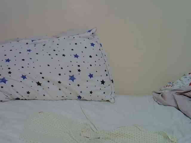 Comfort2a Live Webcam on BongaCams