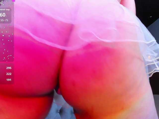 HottyAlba live webcam show