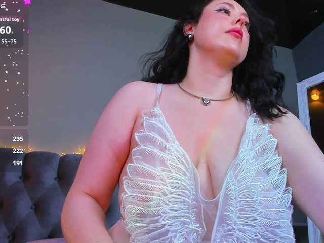 HottyAlba live webcam show