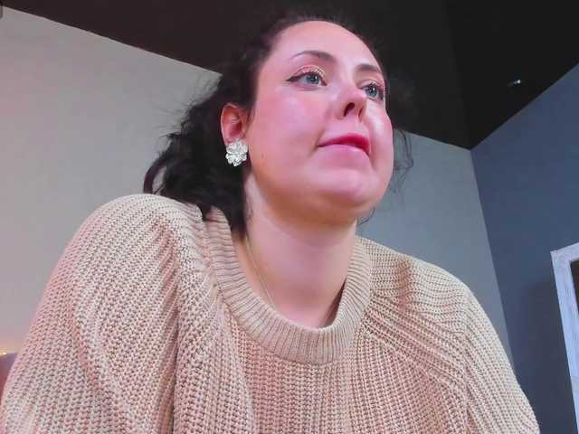 HottyAlba live cam on BongaCams