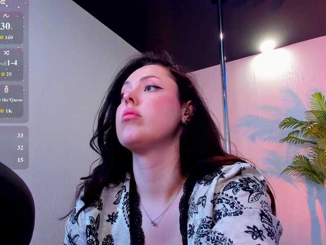 HottyAlba live cam on BongaCams