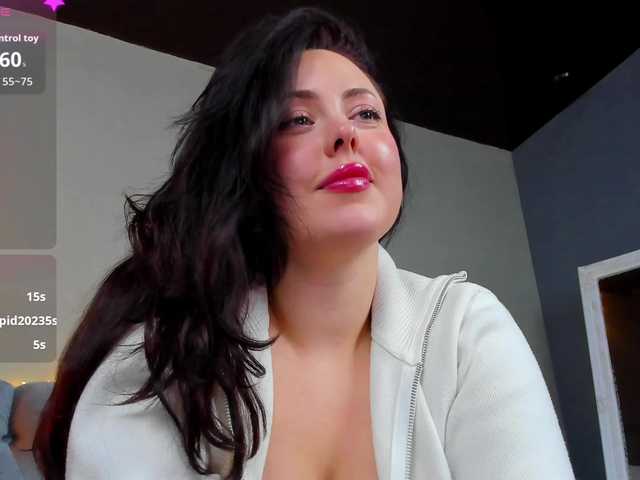HottyAlba live cam