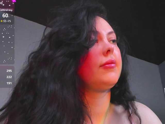 HottyAlba live webcam show