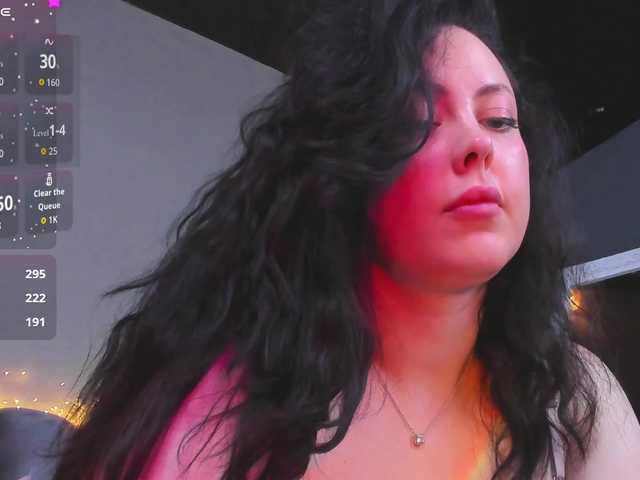 HottyAlba live webcam show