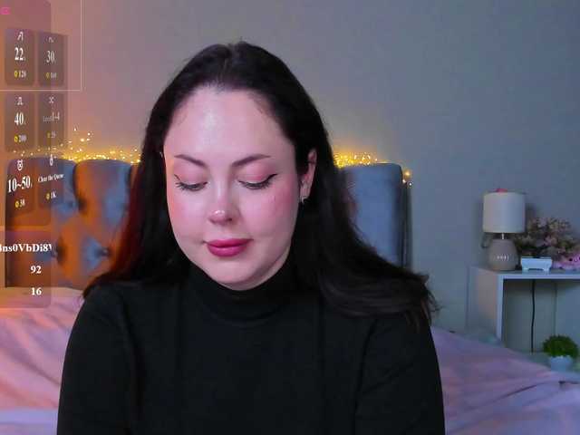 HottyAlba live cam on BongaCams