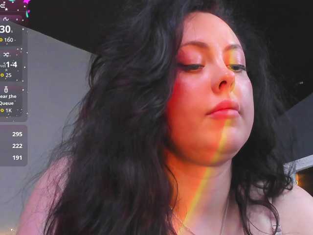 HottyAlba live cam on BongaCams