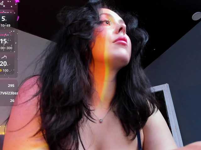 HottyAlba live webcam show