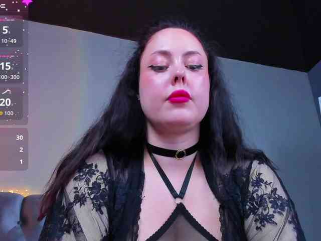 HottyAlba webcam