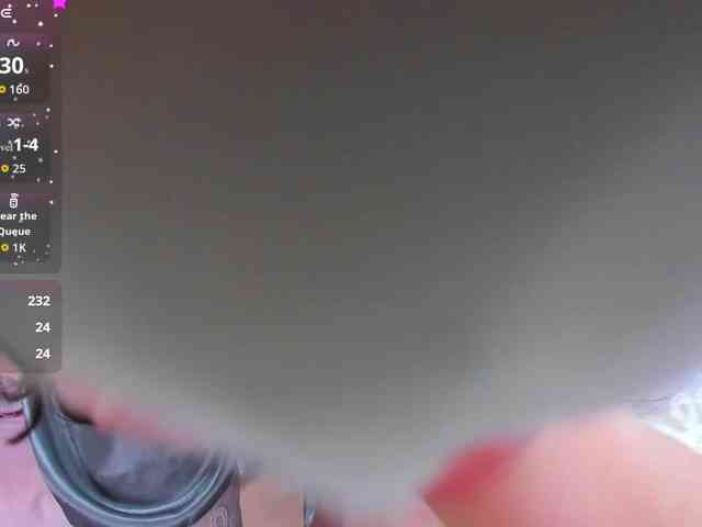 HottyAlba Live Webcam on BongaCams