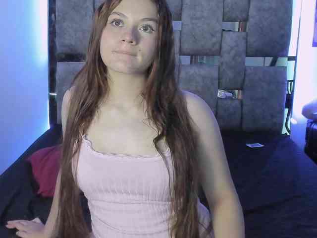 Hannah-55 webcam