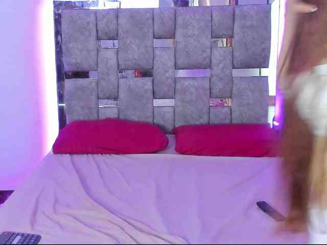 Hannah-55 webcam