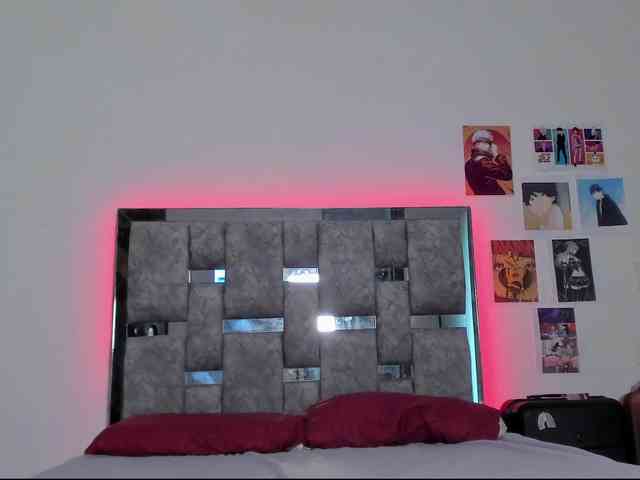 Hannah-55 webcam