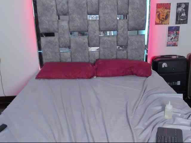 Hannah-55 webcam