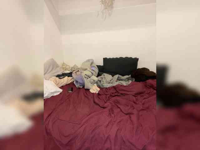 midnight-ballerina-25 webcam