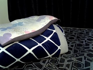 ladyflirt's Live Webcam