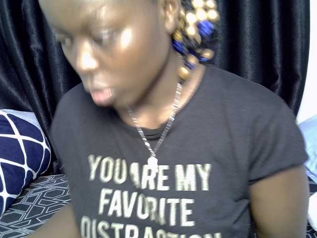 NairobiTease live cam on BongaCams