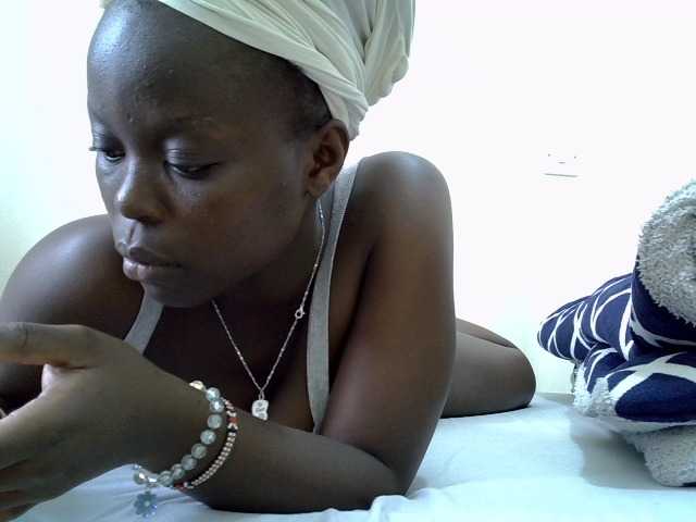 NairobiTease live cam on BongaCams