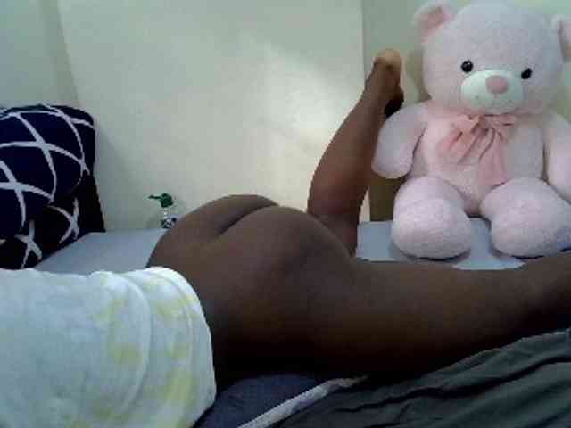 NairobiTease webcam