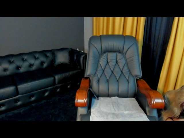 HaleySweet18 live cam