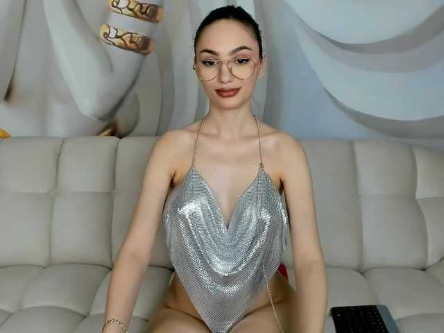 HaleySweet18
