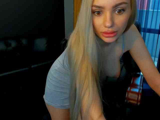 Modèle: HaleySweet18