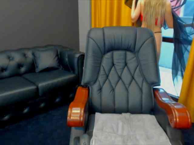 Modèle: HaleySweet18