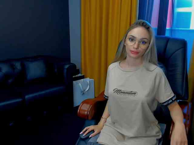 Modèle: HaleySweet18