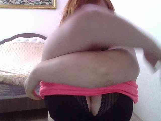 KrisryONikss webcam