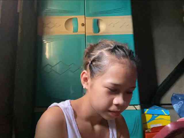 MaricelaGoldfuss webcam